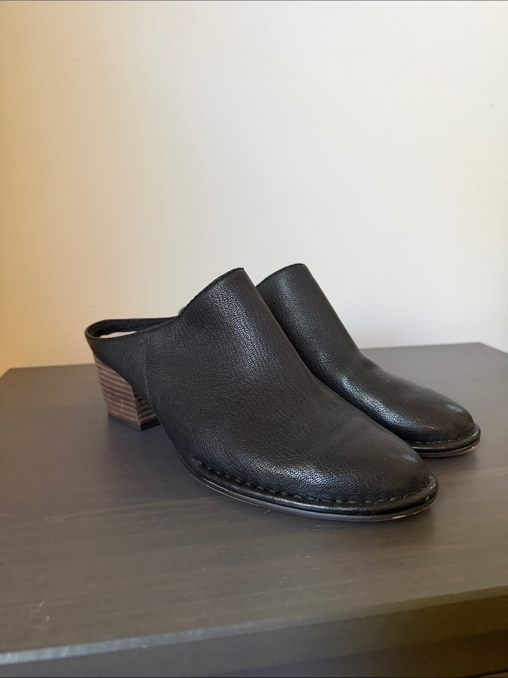 Women's Black Leather Spiced Island Mules